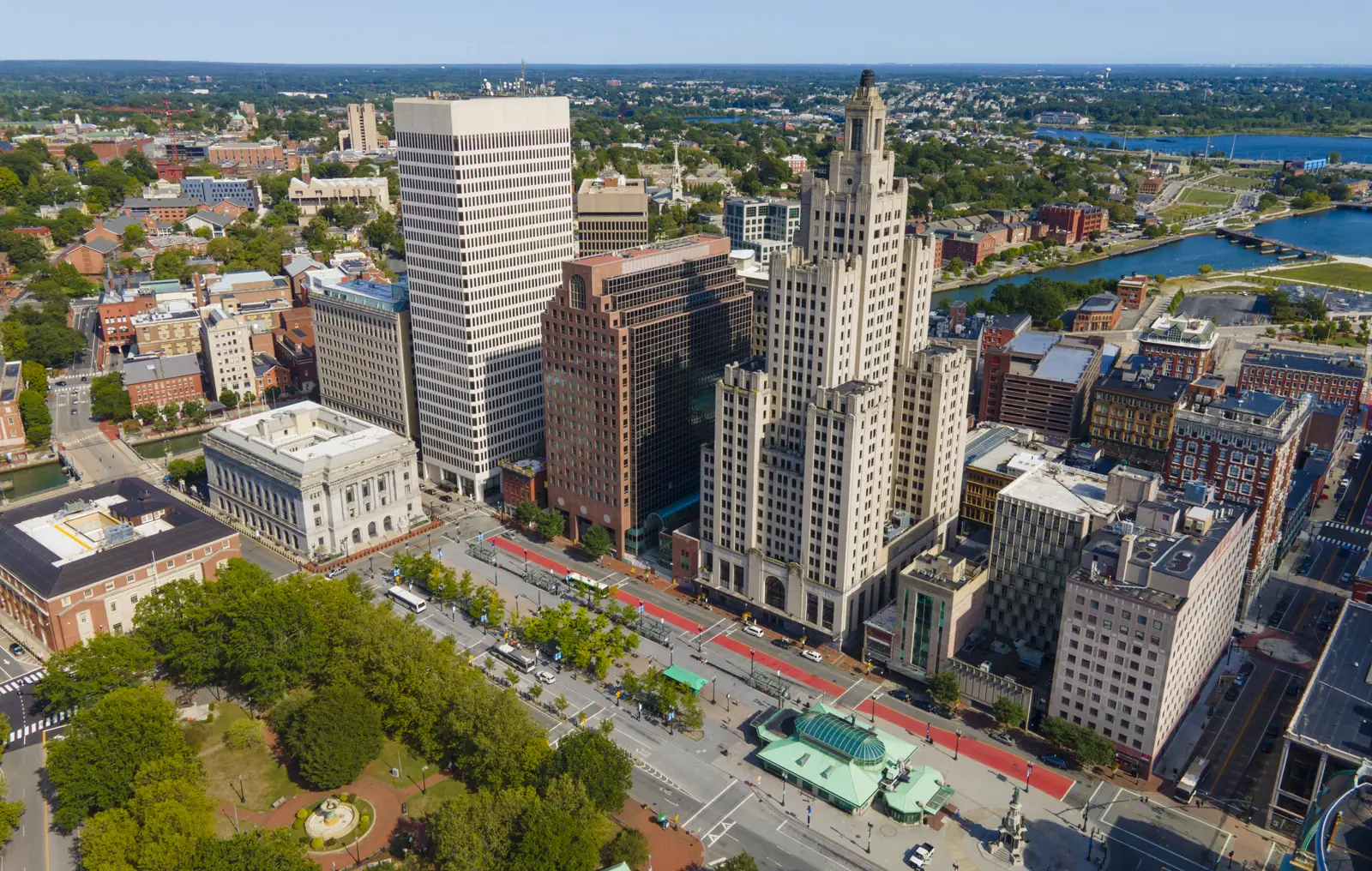 How to Choose the Right Auto Insurance Policy in Rhode Island